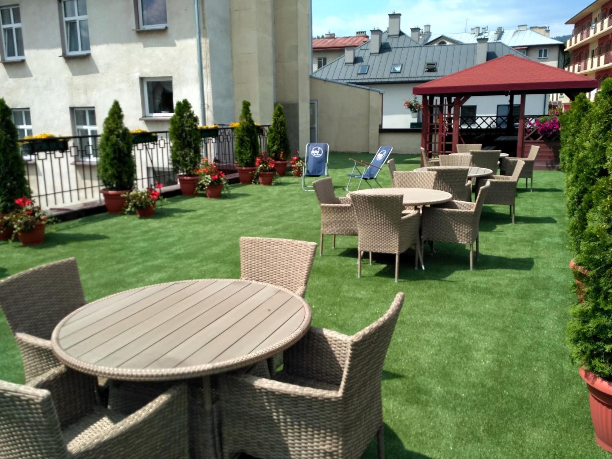 Hotel *** Nat Krynica-Zdrój Kültér fotó