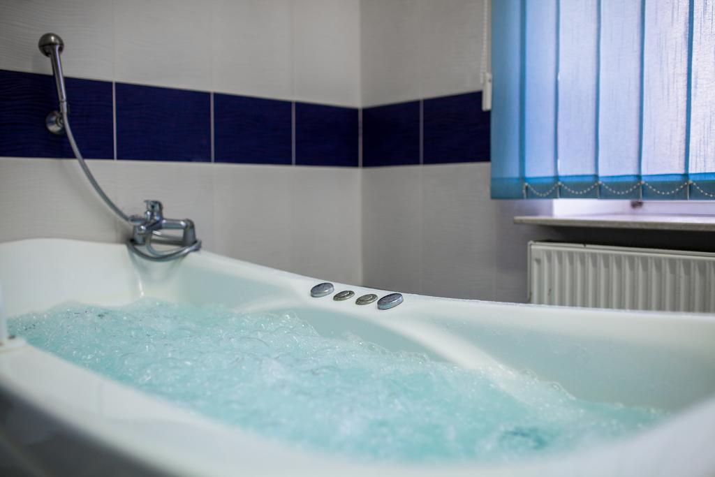 Hotel *** Nat Krynica-Zdrój Kültér fotó