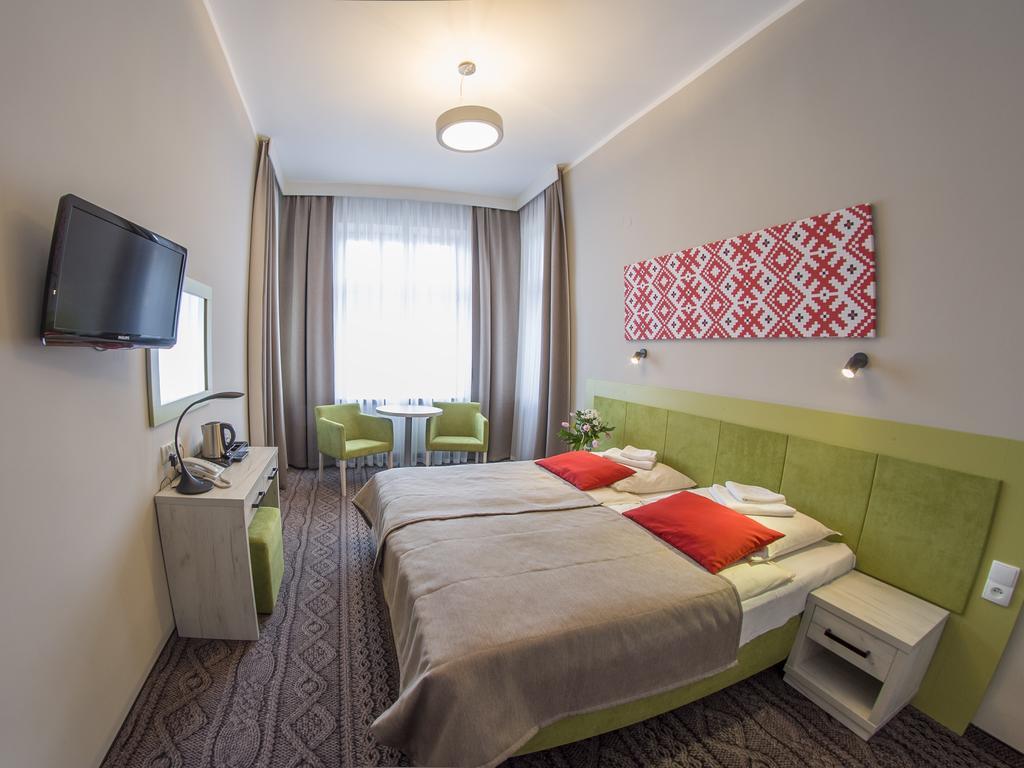 Hotel *** Nat Krynica-Zdrój Kültér fotó